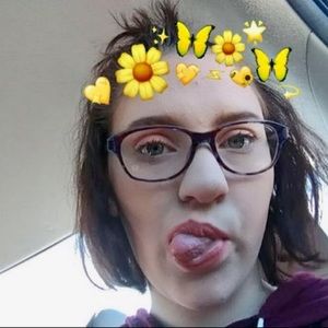 Meet your Posher, Charlotte